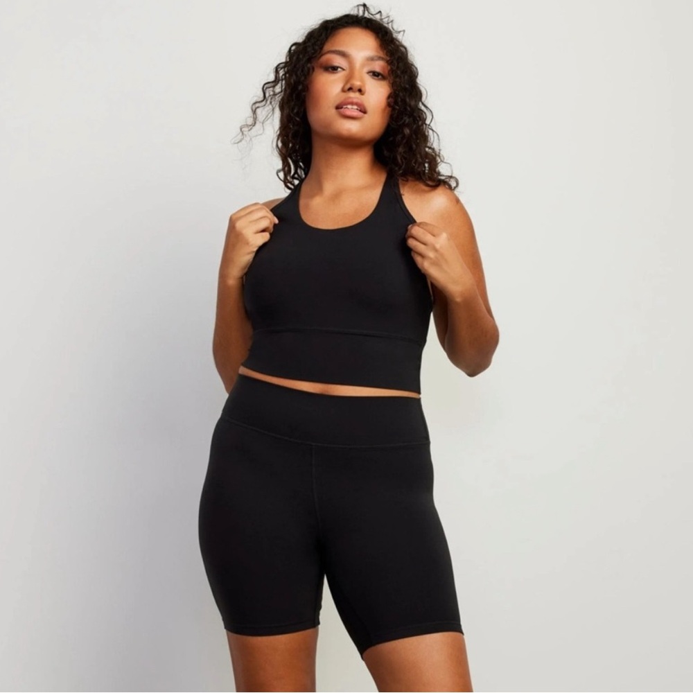 Black Seamless Racerback Crop Bra - Women Intimates